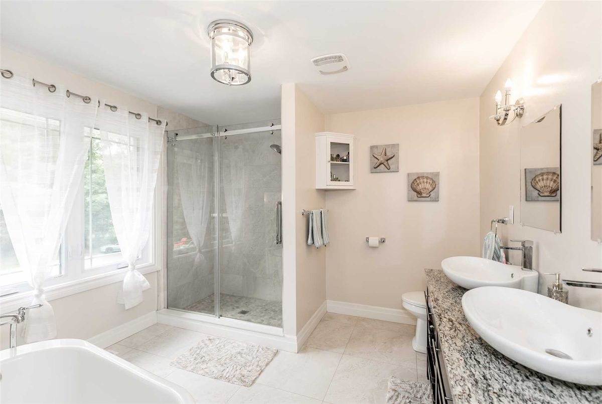7695 Old Church Rd 7695 Old Church Rd Caledon
