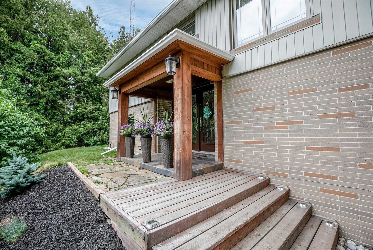 7695 Old Church Rd 7695 Old Church Rd Caledon