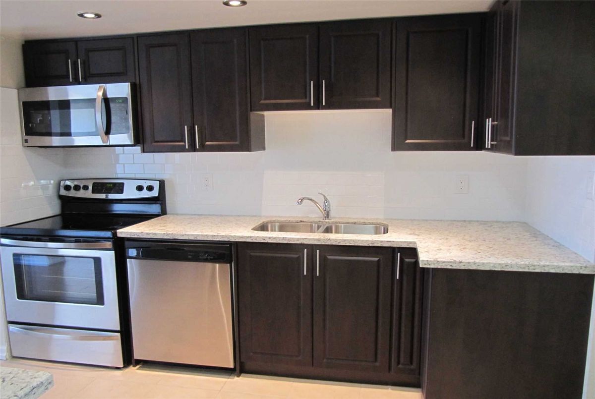 2212-155 Hillcrest Ave 2212-155 Hillcrest Ave Mississauga