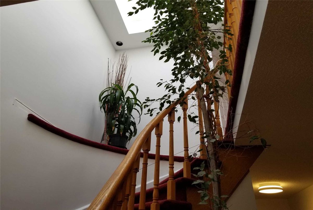 6120 Prairie Circ 6120 Prairie Circ Mississauga