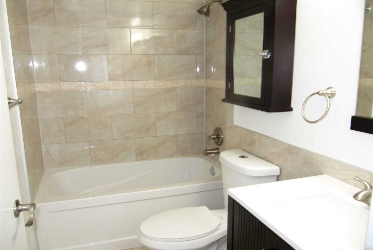 311-145 Hillcrest Ave 311-145 Hillcrest Ave Mississauga