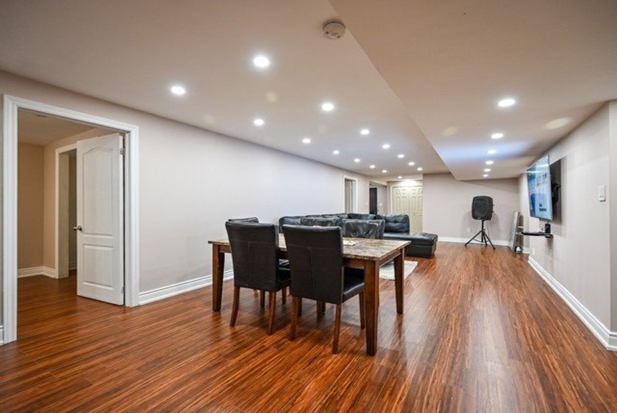 img-gallery