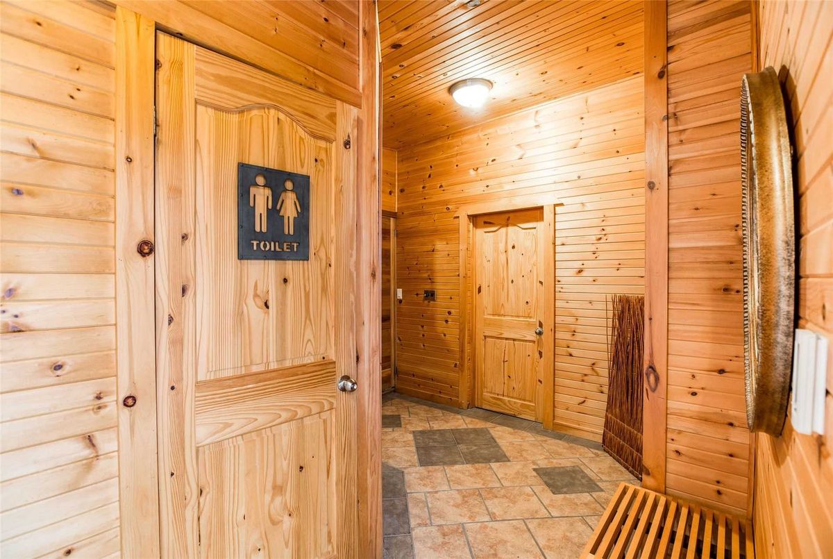 15 Lookout Crt 15 Lookout Crt Halton Hills