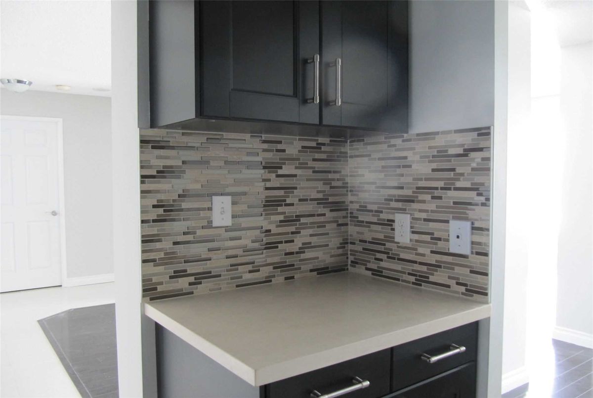 2206-155 Hillcrest Ave 2206-155 Hillcrest Ave Mississauga