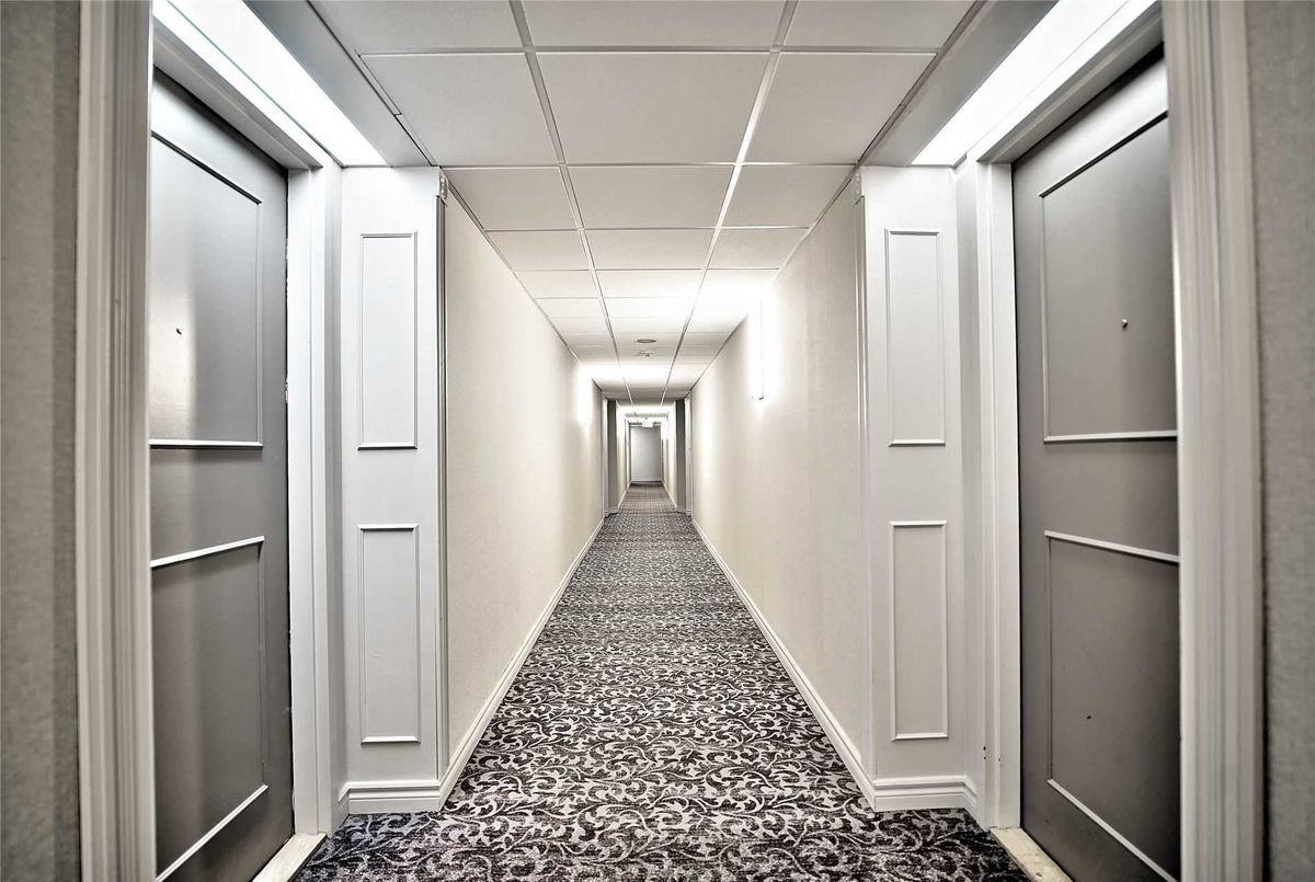 209-155 Hillcrest Ave 209-155 Hillcrest Ave Mississauga
