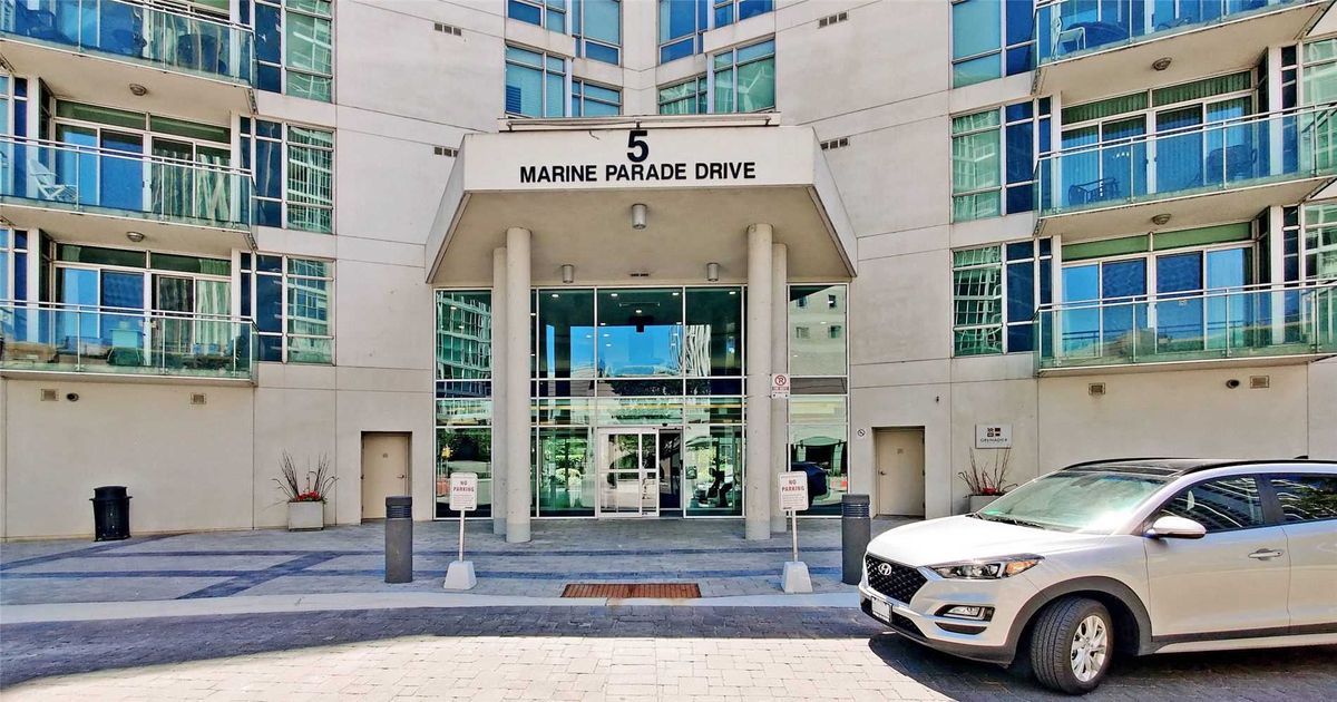 Th124-5 Marine Parade Dr Toronto