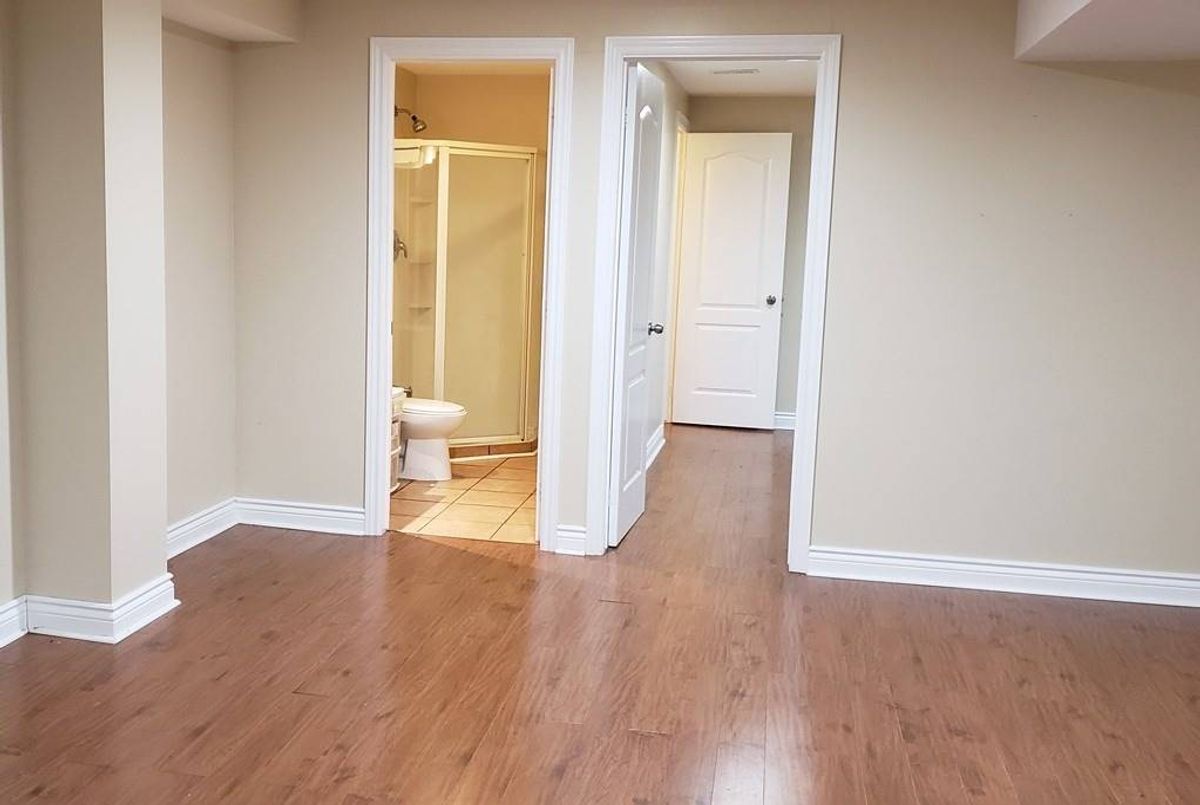 5553 Bonnie St 5553 Bonnie St Mississauga