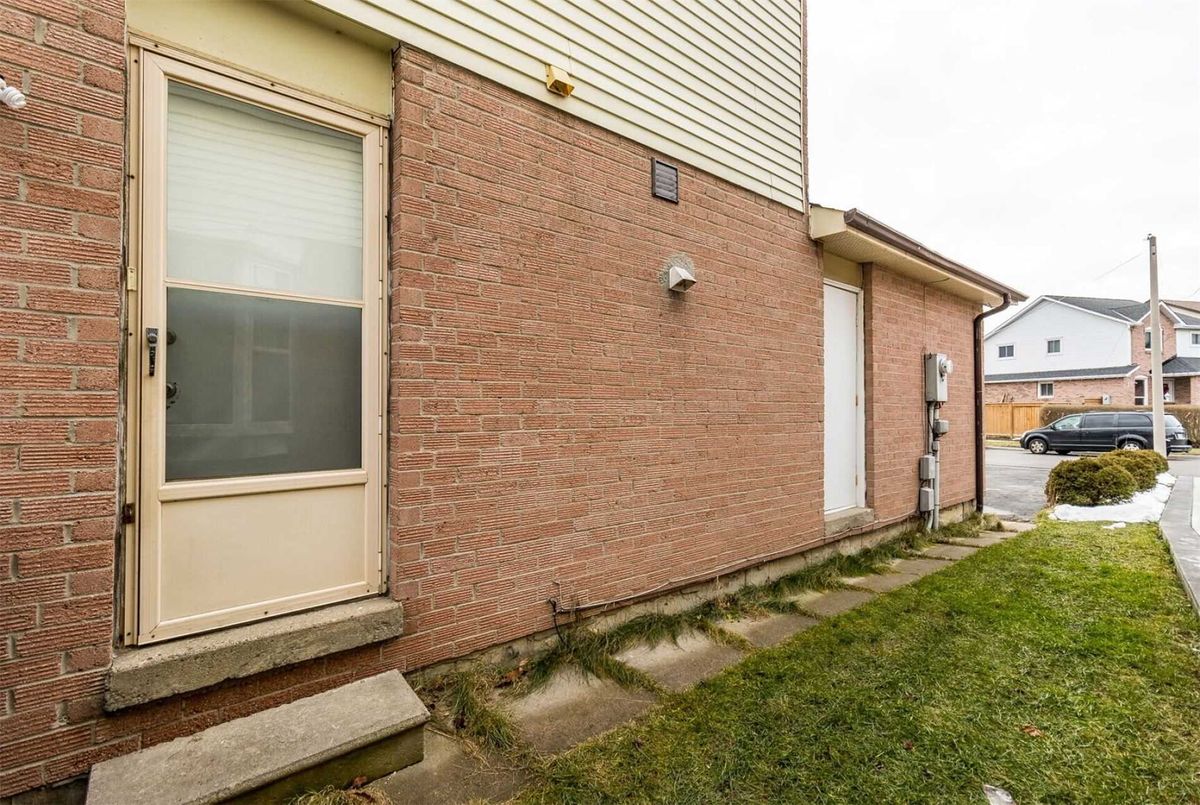 36 Swennen Dr 36 Swennen Dr Brampton
