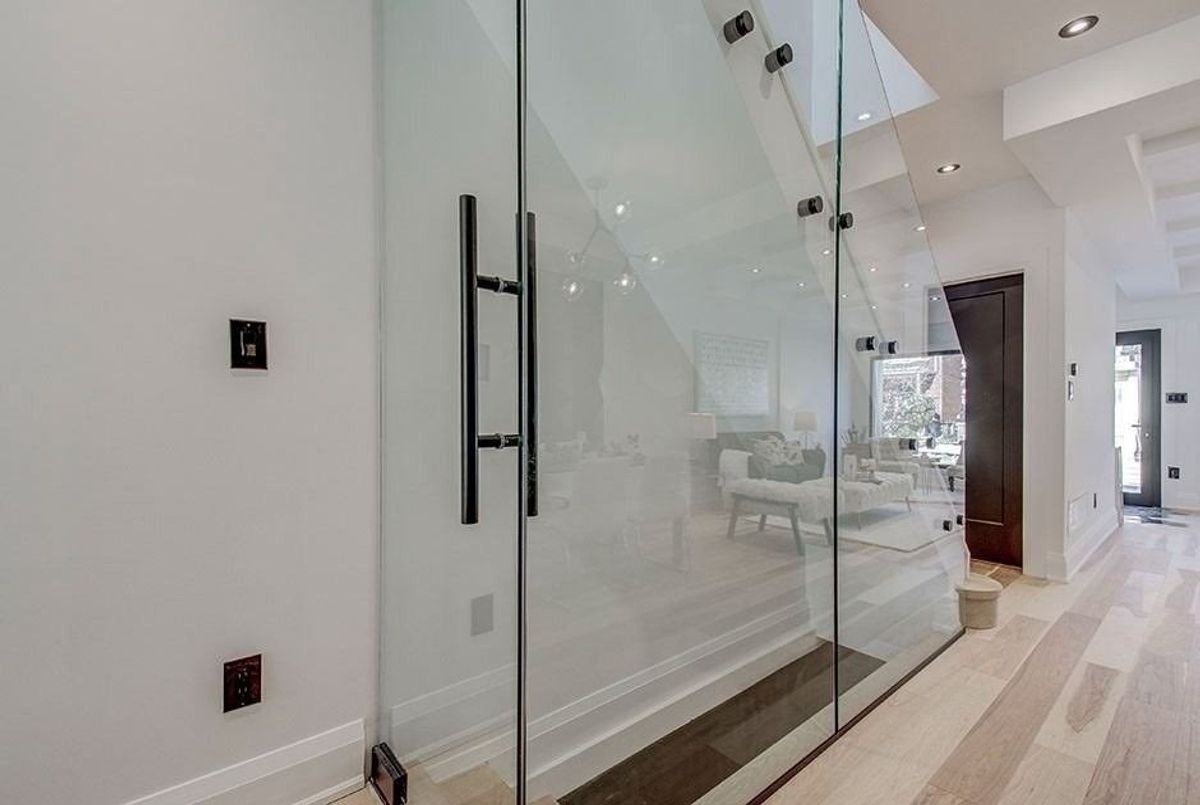 img-gallery