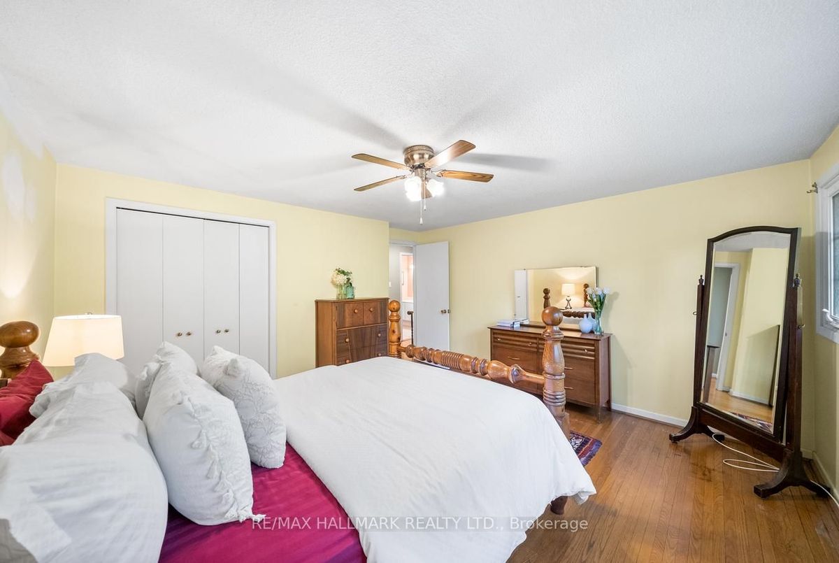 127 Glenview Dr 127 Glenview Dr Mississauga