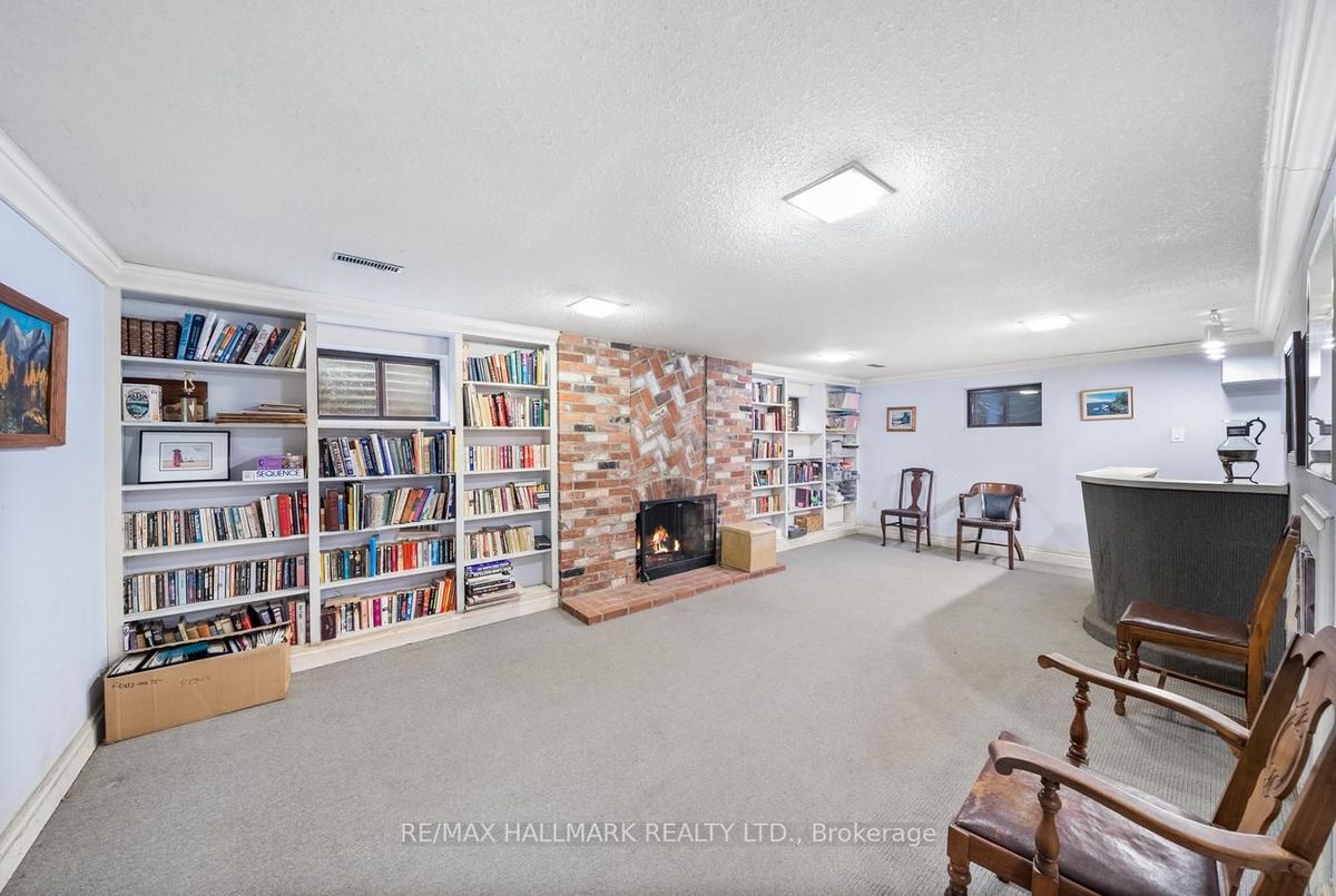 127 Glenview Dr 127 Glenview Dr Mississauga