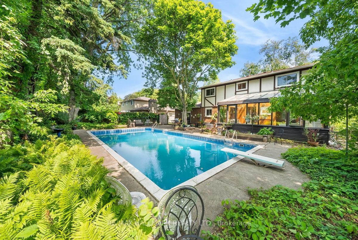 127 Glenview Dr 127 Glenview Dr Mississauga