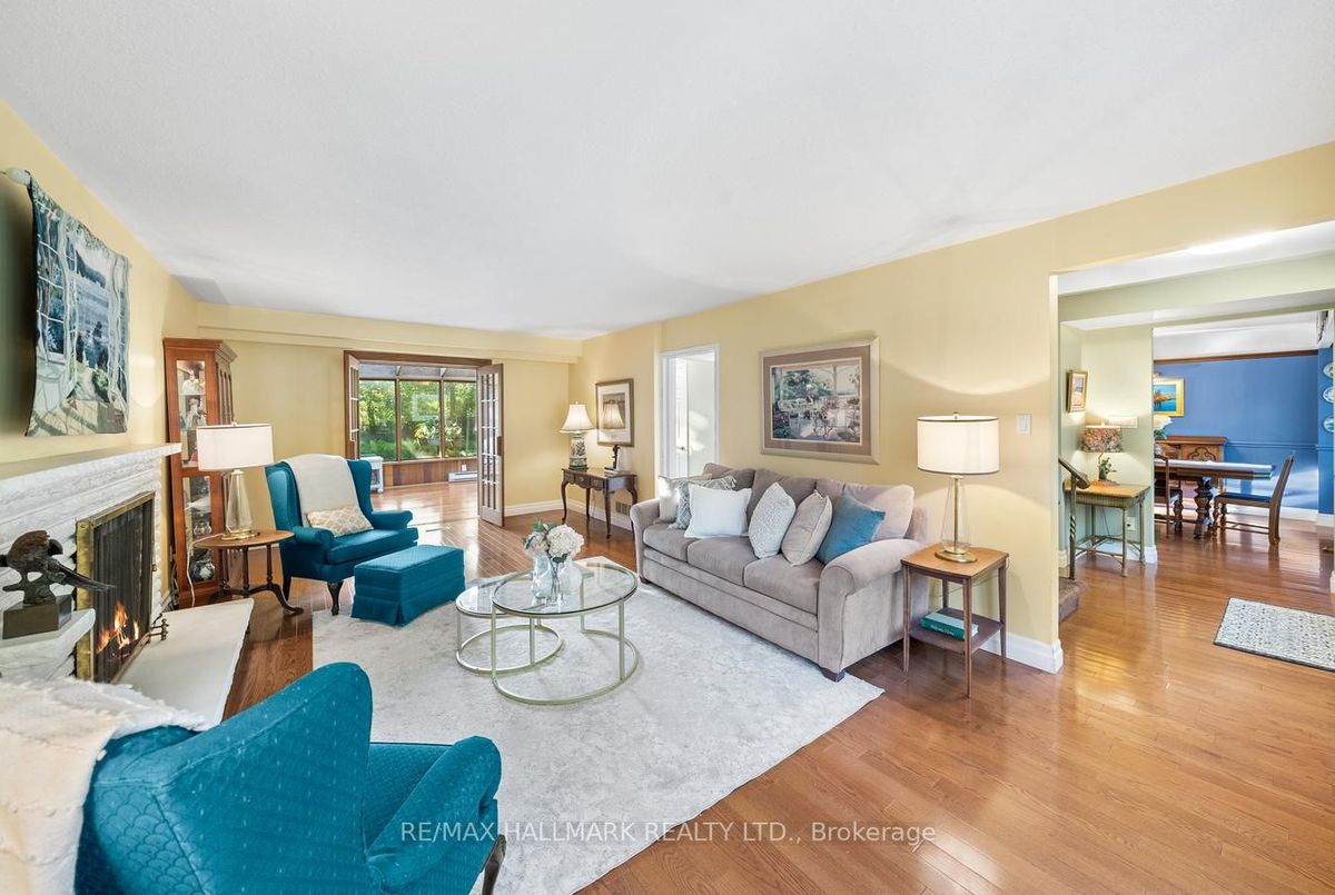 127 Glenview Dr 127 Glenview Dr Mississauga