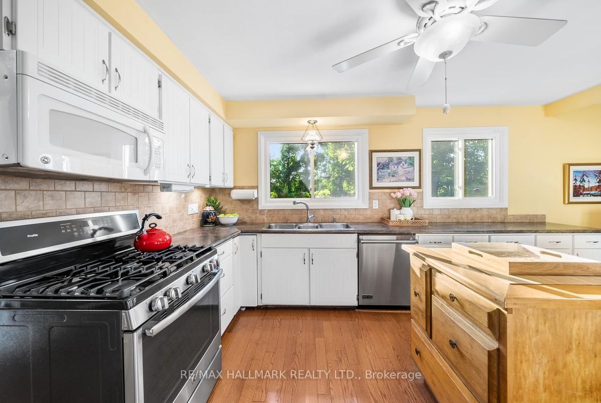 127 Glenview Dr 127 Glenview Dr Mississauga