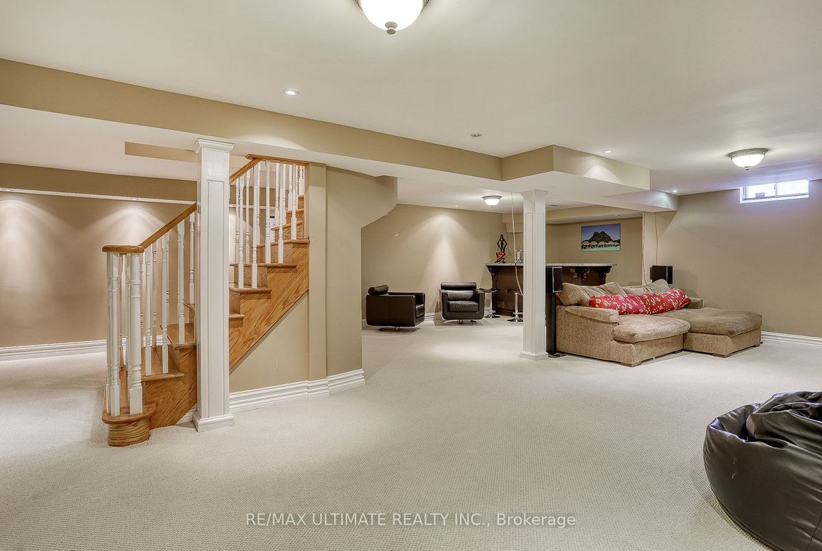 img-gallery