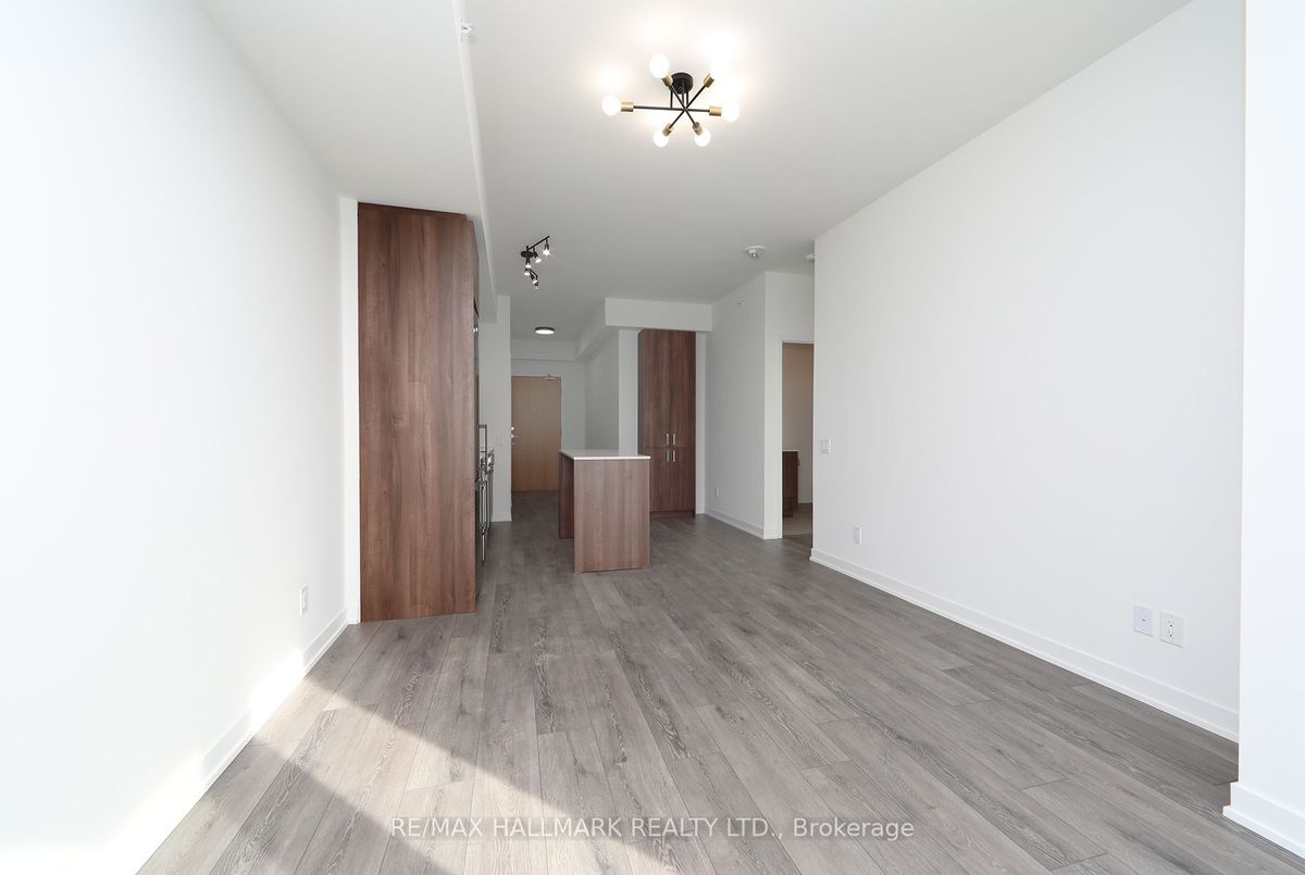 501-1787 St Clair Ave W 501-1787 St Clair Ave W Toronto