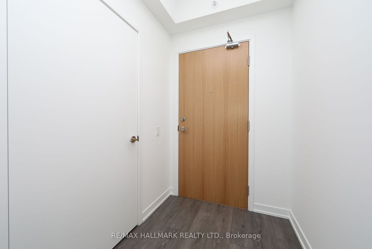 501-1787 St Clair Ave W 501-1787 St Clair Ave W Toronto
