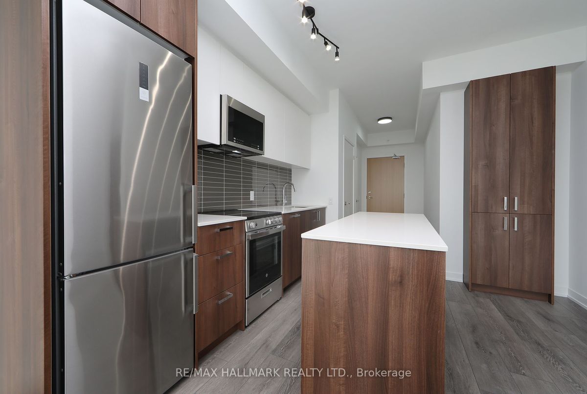 501-1787 St Clair Ave W 501-1787 St Clair Ave W Toronto