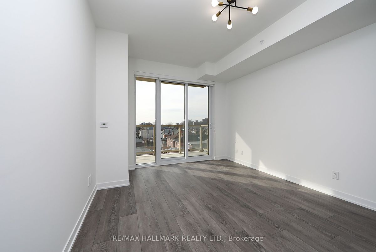 501-1787 St Clair Ave W 501-1787 St Clair Ave W Toronto