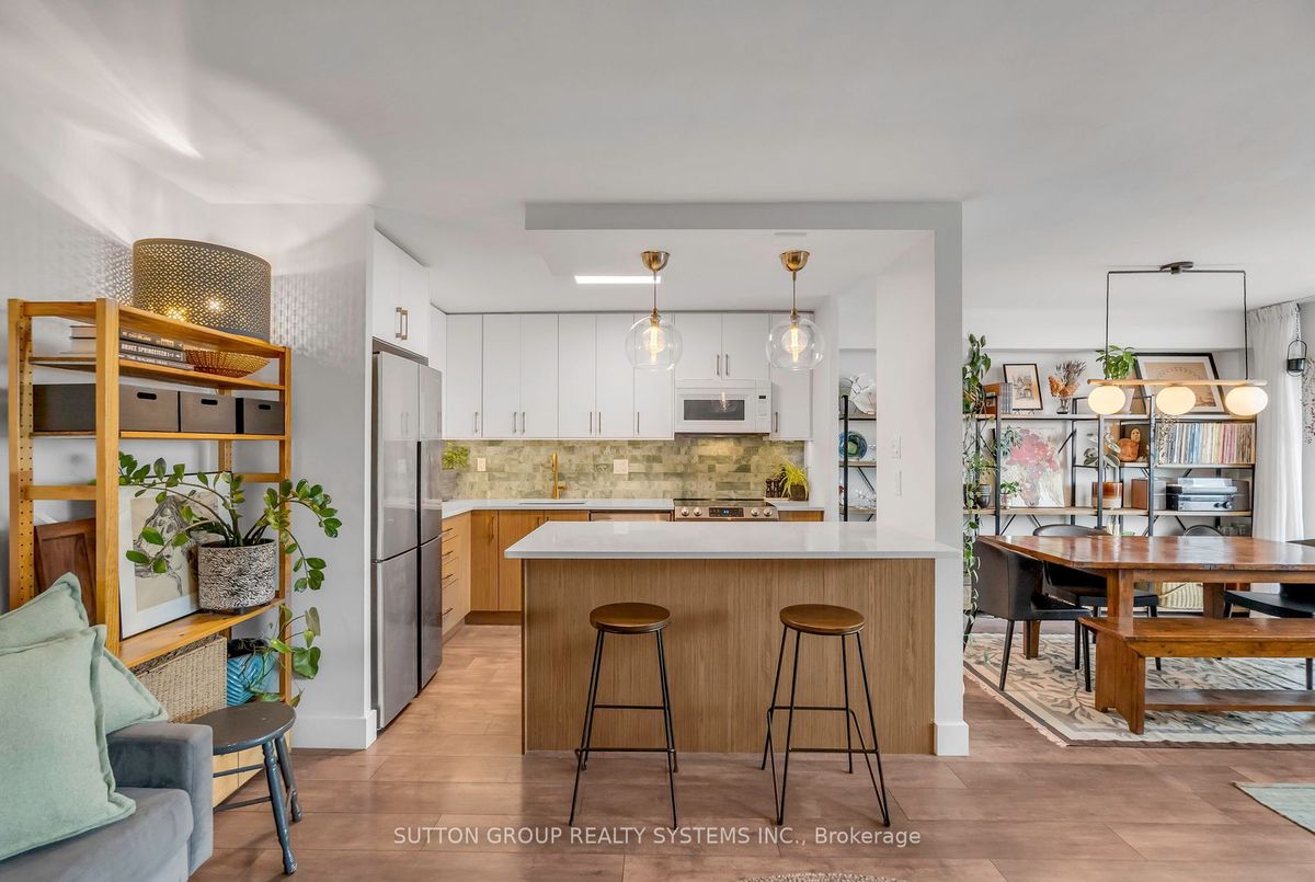 1709-360 Ridelle Ave 1709-360 Ridelle Ave Toronto