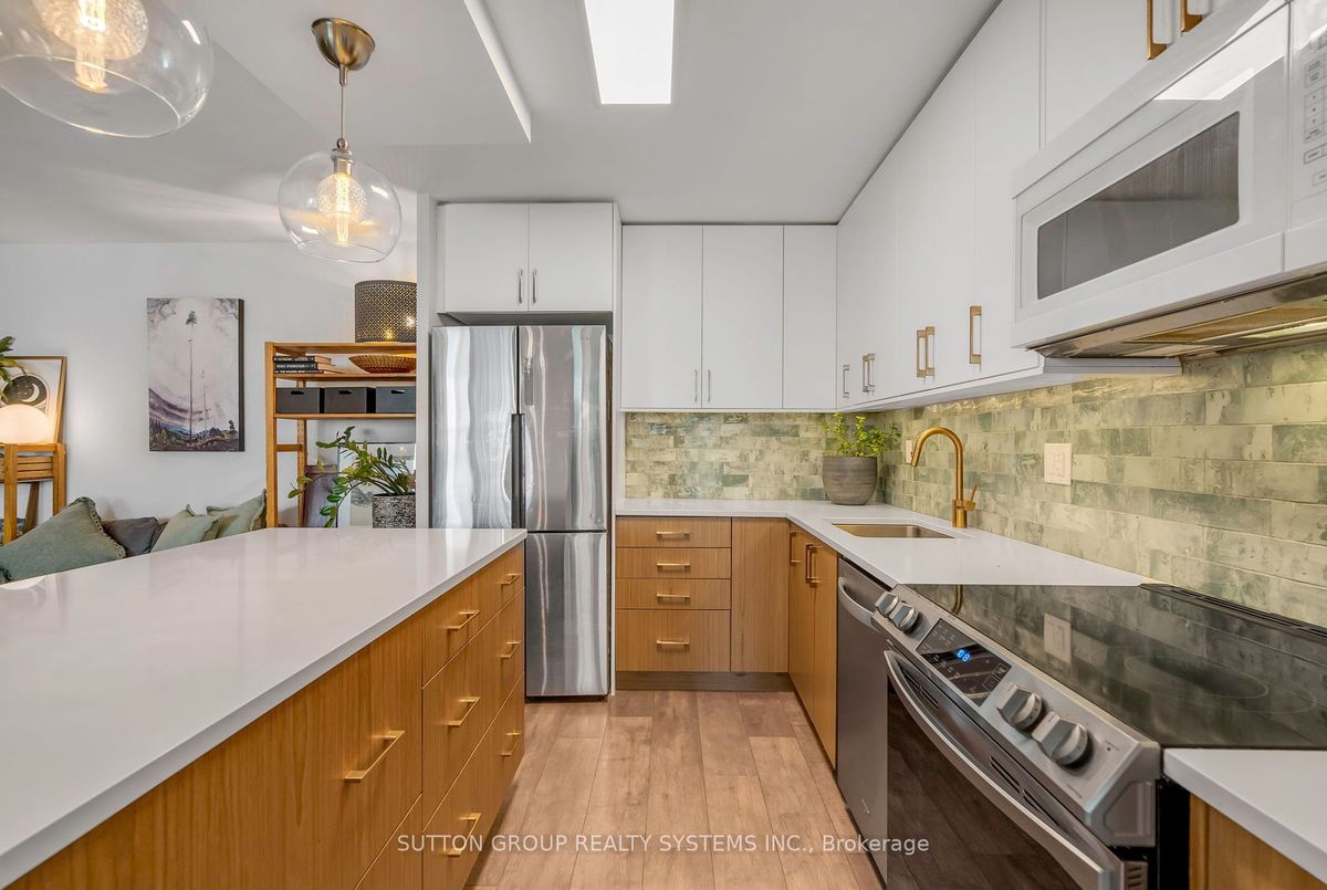 1709-360 Ridelle Ave 1709-360 Ridelle Ave Toronto