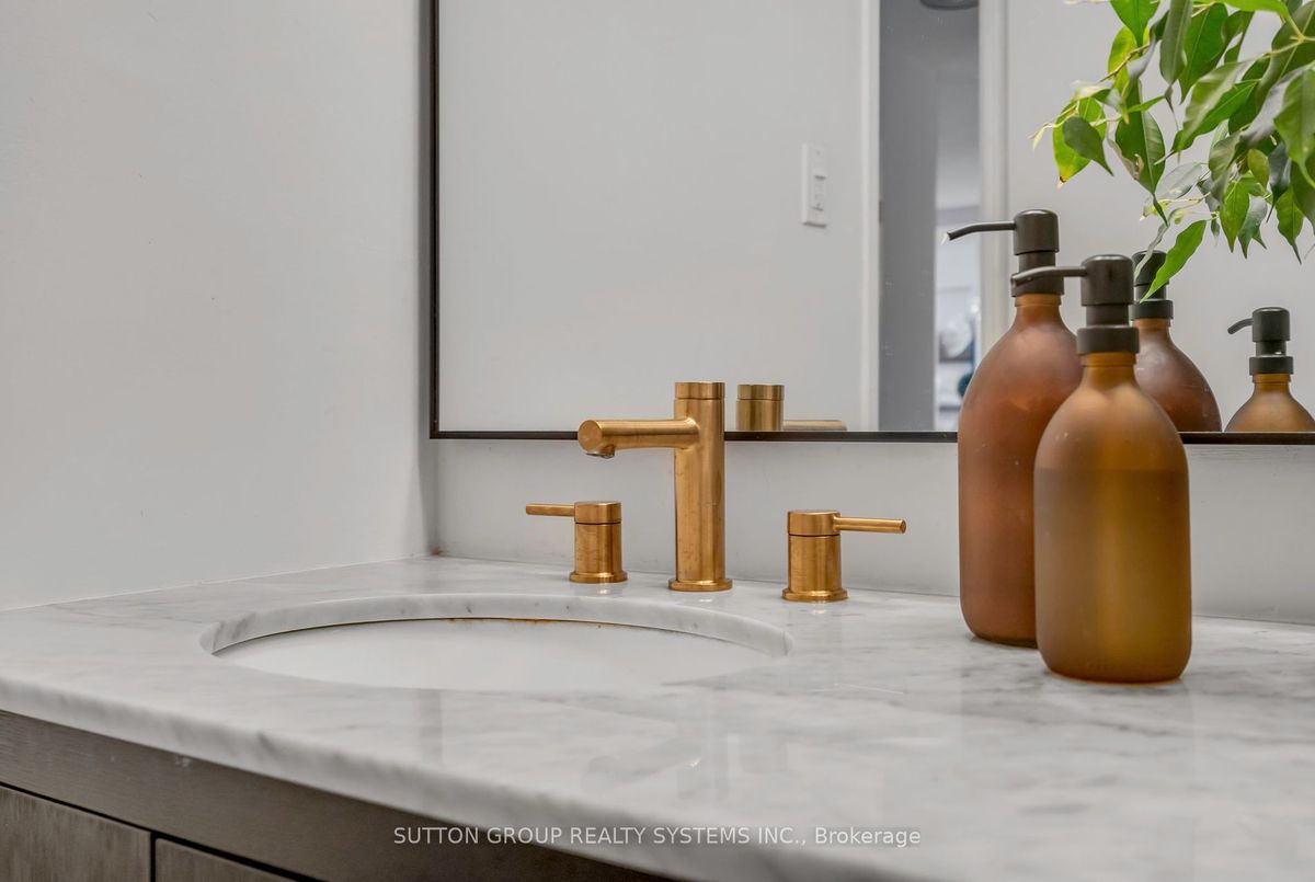 1709-360 Ridelle Ave 1709-360 Ridelle Ave Toronto