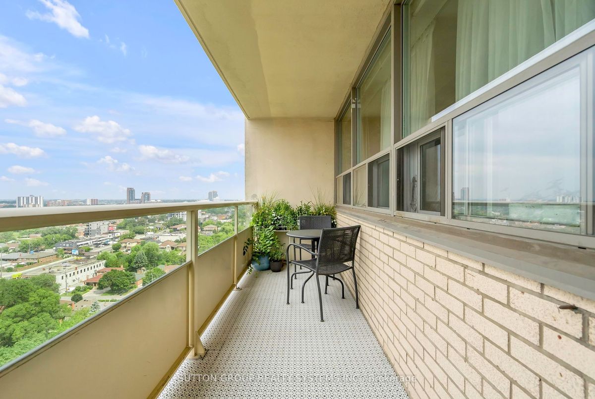 1709-360 Ridelle Ave 1709-360 Ridelle Ave Toronto