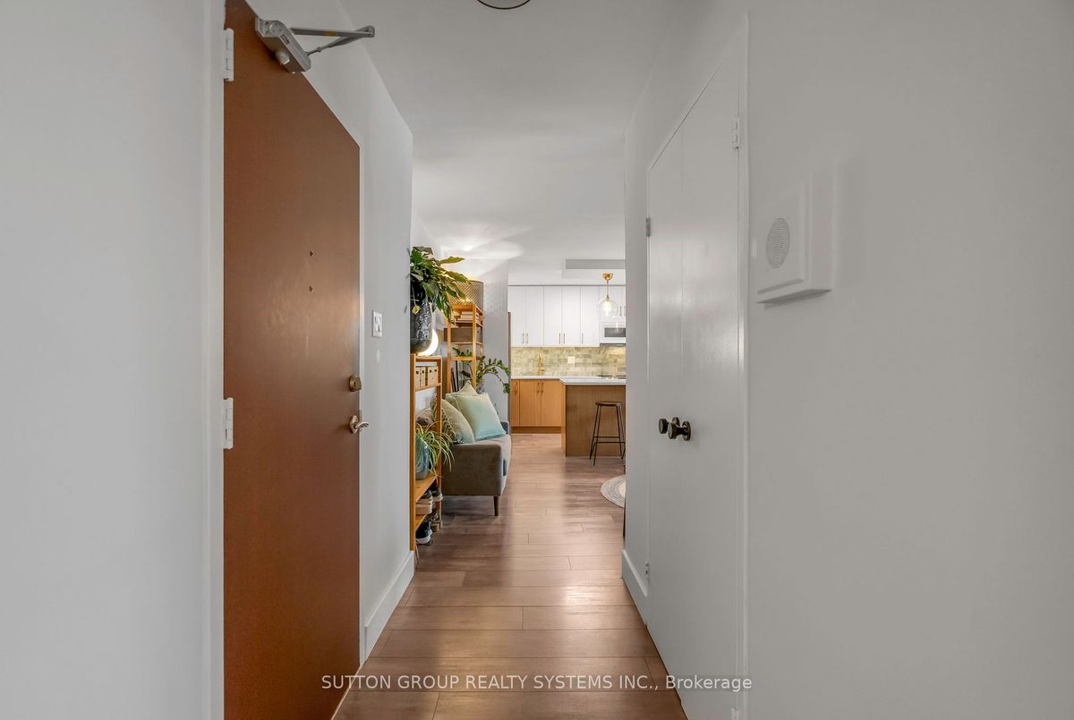 1709-360 Ridelle Ave 1709-360 Ridelle Ave Toronto
