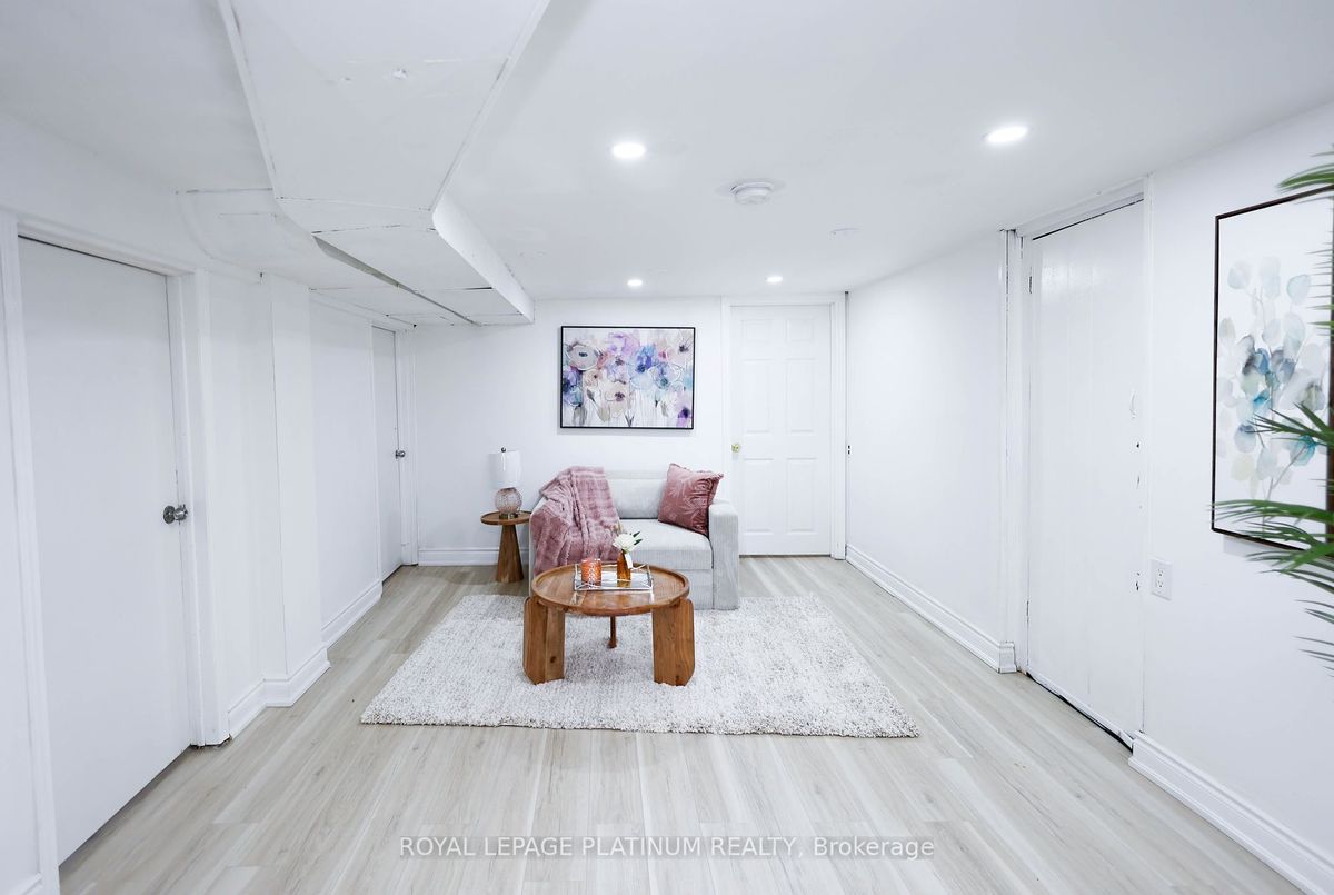 img-gallery