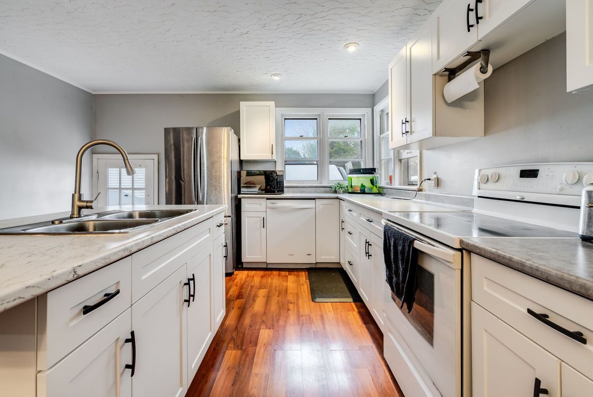 39 John Street 39 John Street Chatham-Kent