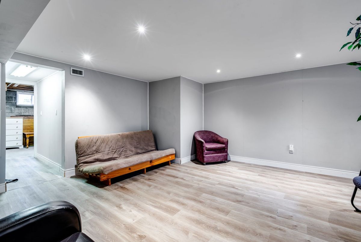 39 John Street 39 John Street Chatham-Kent