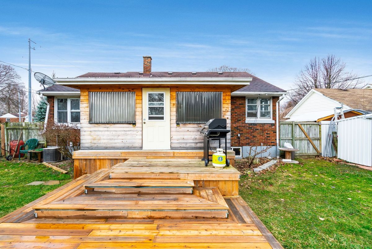 39 John Street 39 John Street Chatham-Kent