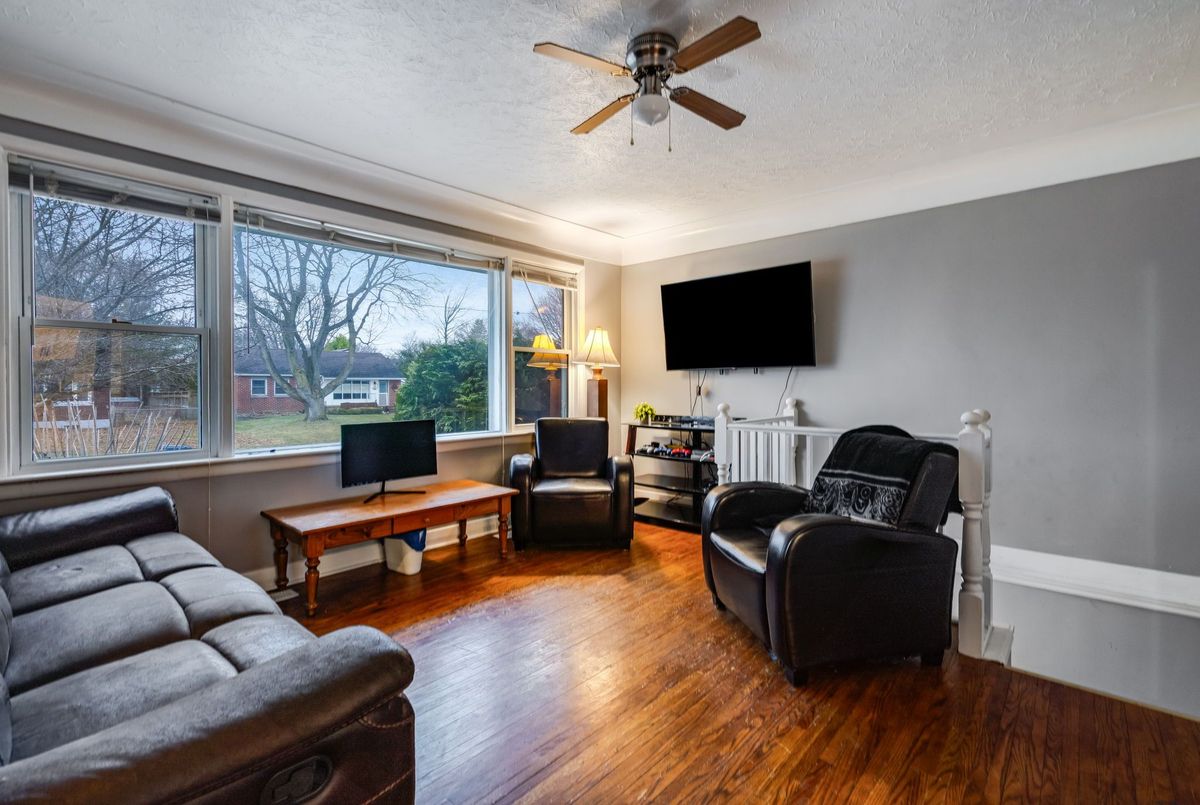 39 John Street 39 John Street Chatham-Kent