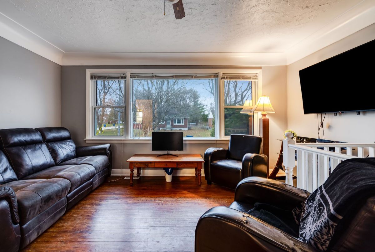 39 John Street 39 John Street Chatham-Kent