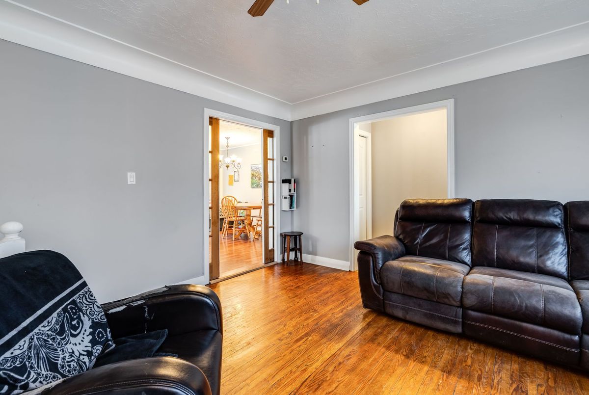 39 John Street 39 John Street Chatham-Kent