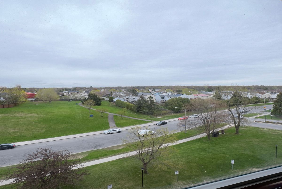 707-2760 Carousel Crescent 707-2760 Carousel Crescent Blossom Park - Airport and Area