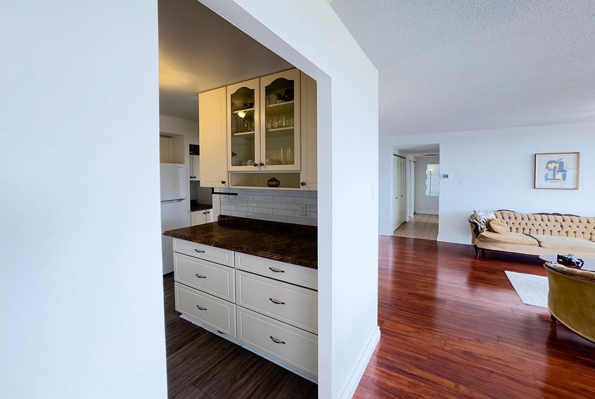 707-2760 Carousel Crescent 707-2760 Carousel Crescent Blossom Park - Airport and Area