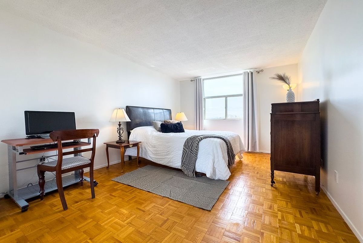 707-2760 Carousel Crescent 707-2760 Carousel Crescent Blossom Park - Airport and Area