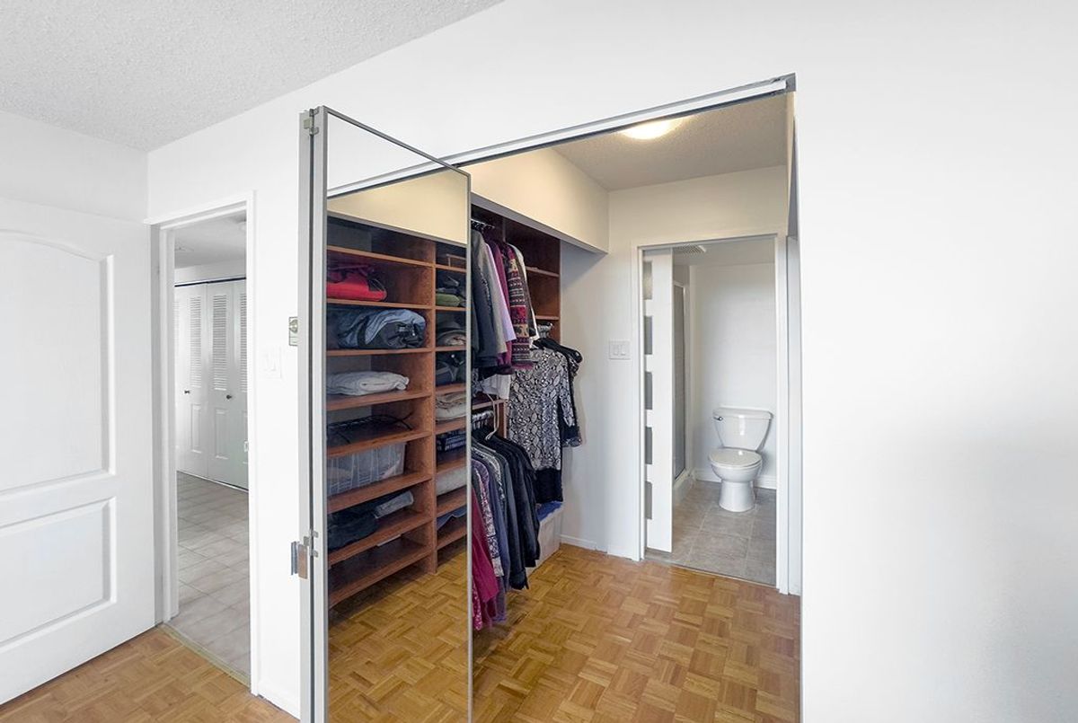 707-2760 Carousel Crescent 707-2760 Carousel Crescent Blossom Park - Airport and Area