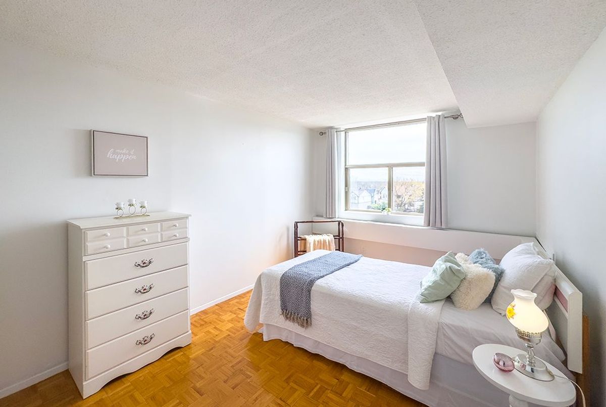 707-2760 Carousel Crescent 707-2760 Carousel Crescent Blossom Park - Airport and Area