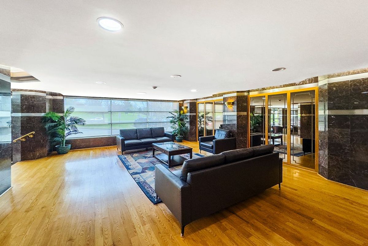 707-2760 Carousel Crescent 707-2760 Carousel Crescent Blossom Park - Airport and Area