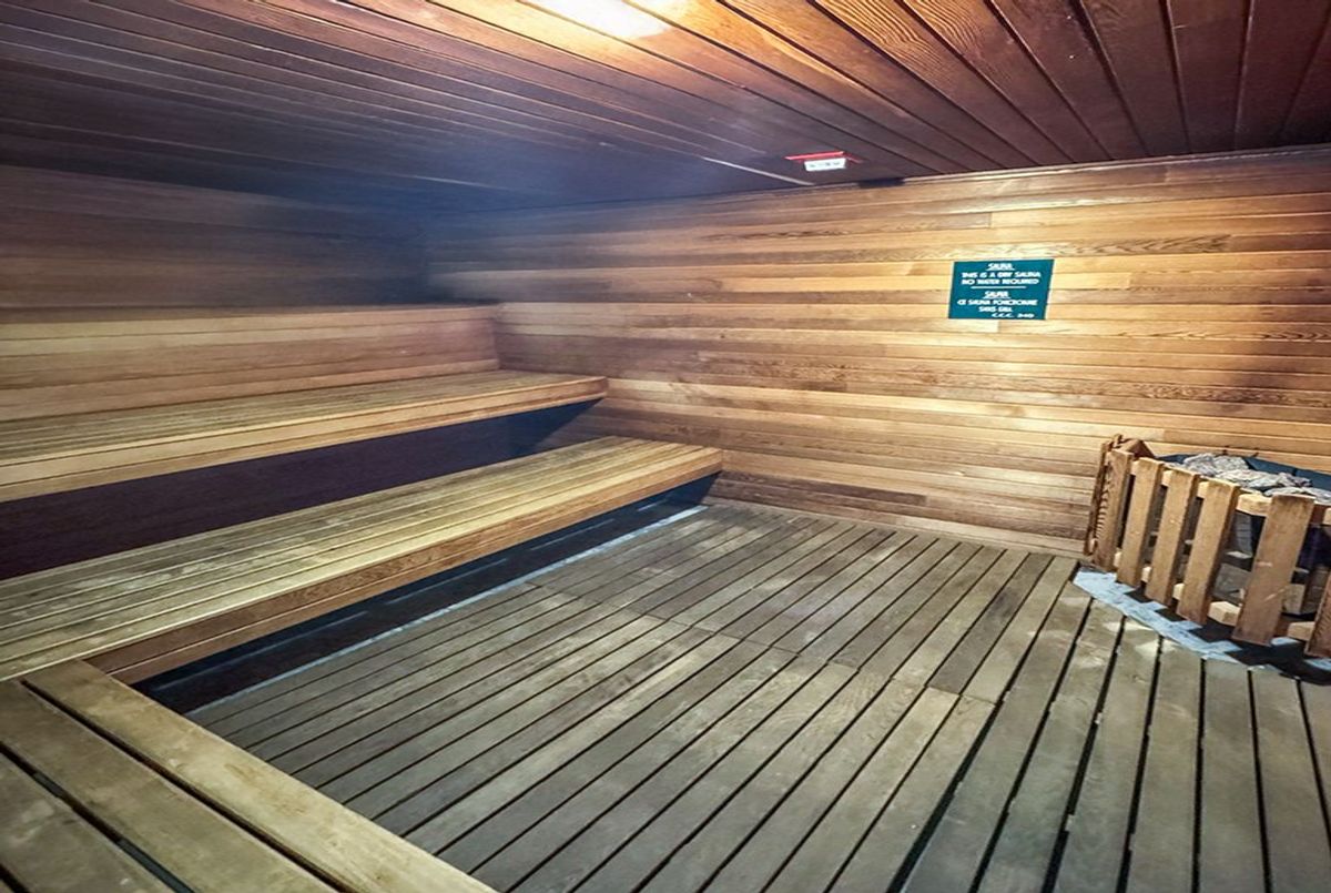 707-2760 Carousel Crescent 707-2760 Carousel Crescent Blossom Park - Airport and Area