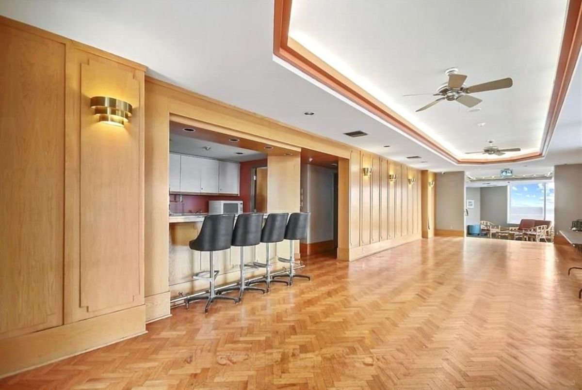 707-2760 Carousel Crescent 707-2760 Carousel Crescent Blossom Park - Airport and Area