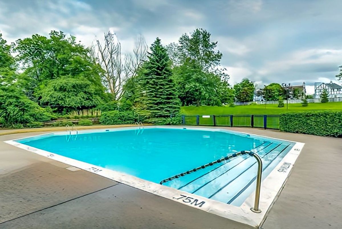 707-2760 Carousel Crescent 707-2760 Carousel Crescent Blossom Park - Airport and Area