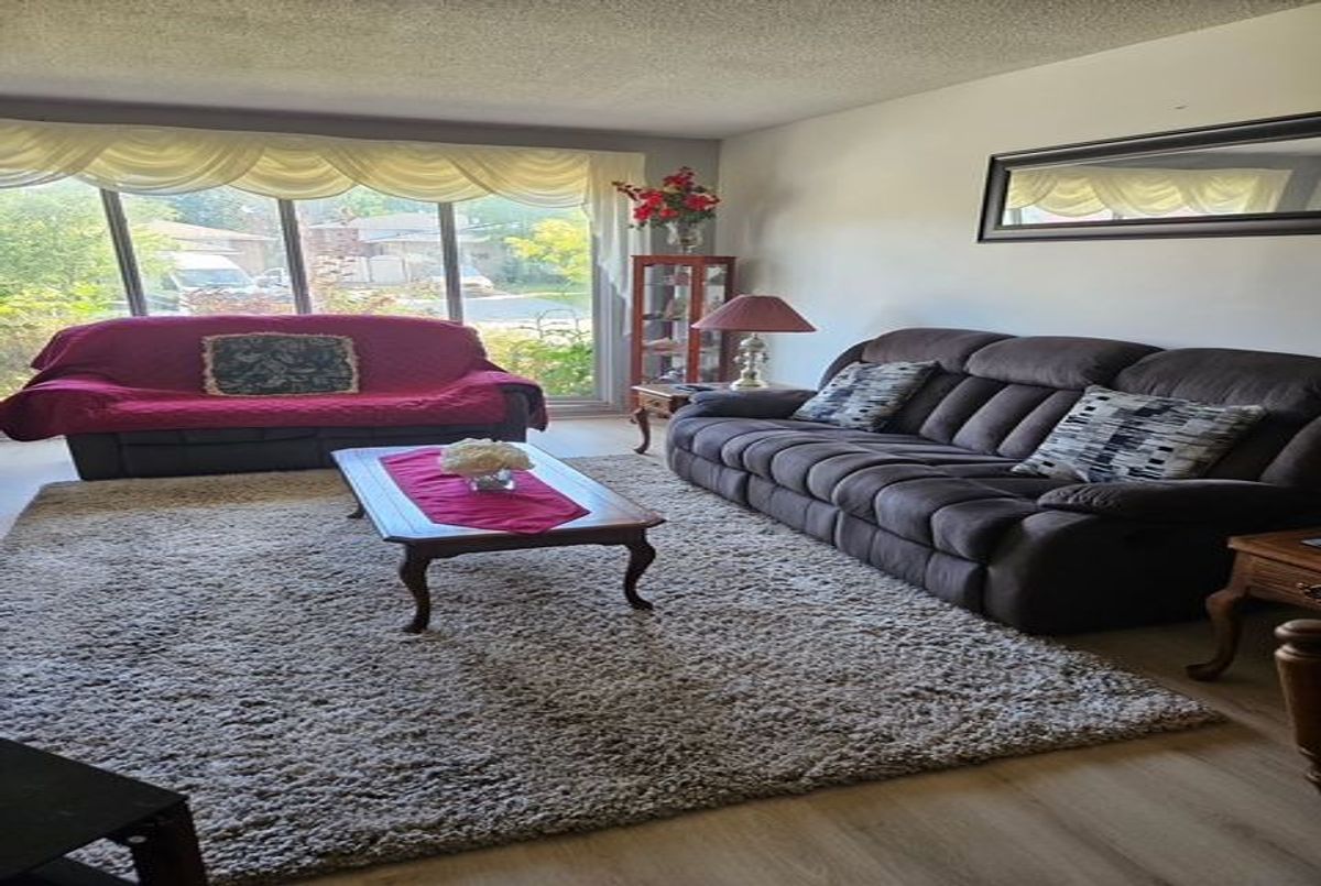 97 Guildwood Drive 97 Guildwood Drive Hamilton
