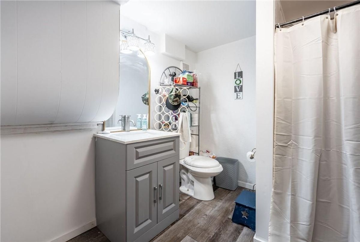 97 Guildwood Drive 97 Guildwood Drive Hamilton