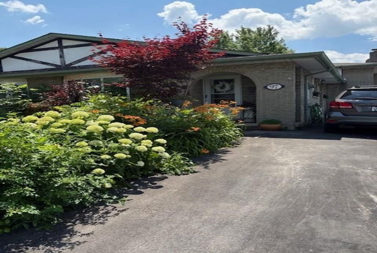 97 Guildwood Drive 97 Guildwood Drive Hamilton