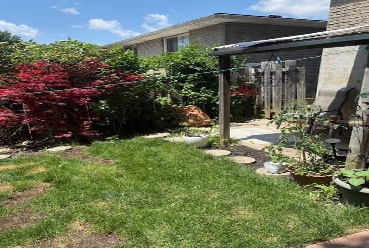 97 Guildwood Drive 97 Guildwood Drive Hamilton