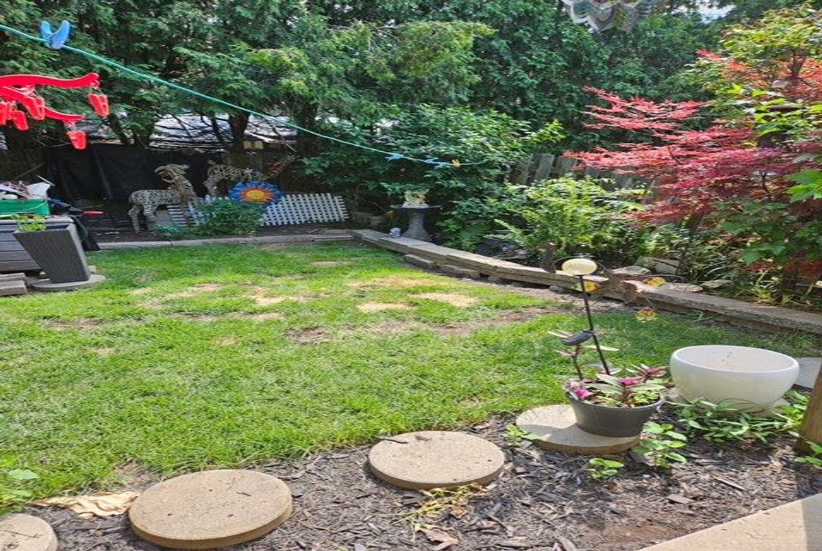 97 Guildwood Drive 97 Guildwood Drive Hamilton