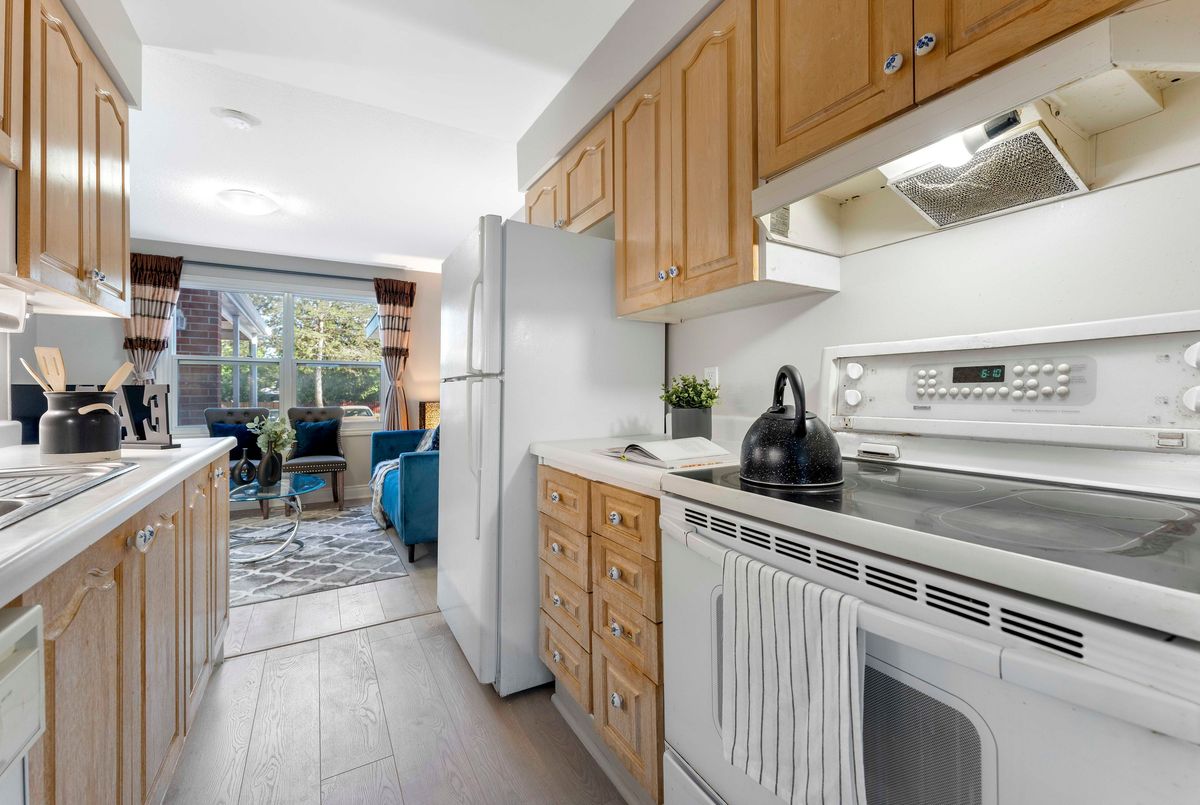 2-405 Keats Way 2-405 Keats Way Waterloo